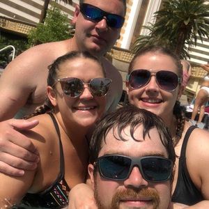 Meet your Posher, Jenna